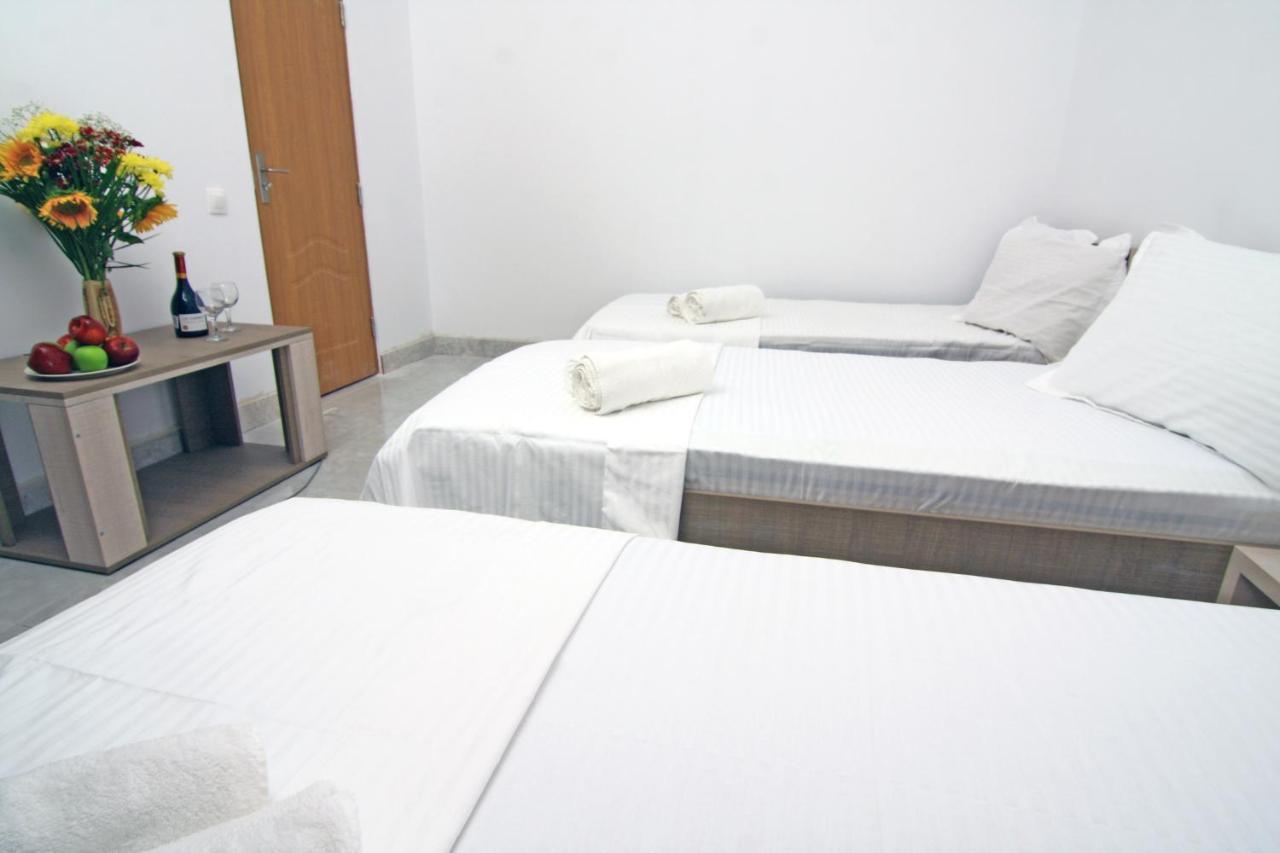 Nirvana Accommodation Bucareste Exterior foto